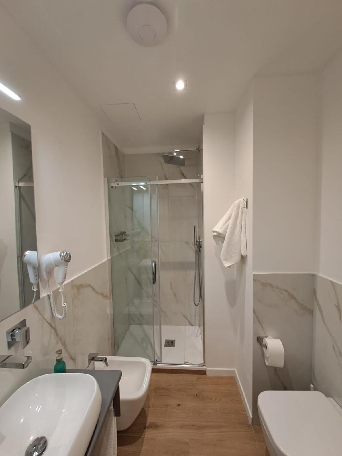 Keizna Rooms Cesena Bagian luar foto