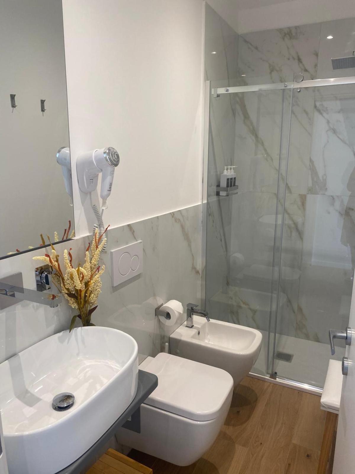 Keizna Rooms Cesena Bagian luar foto